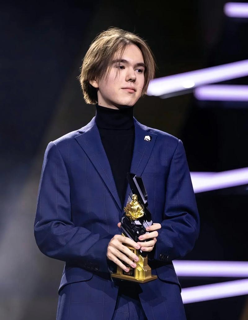 WBG对战NIP赛前数据前瞻：NIP前期明显更强